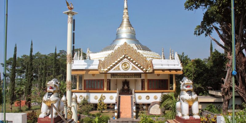 Vihara Dhammadipa Arama Mojorejo Kota Batu